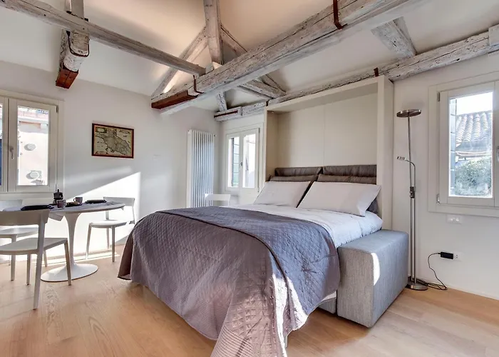 Skyline View M0270428215 * Venecia